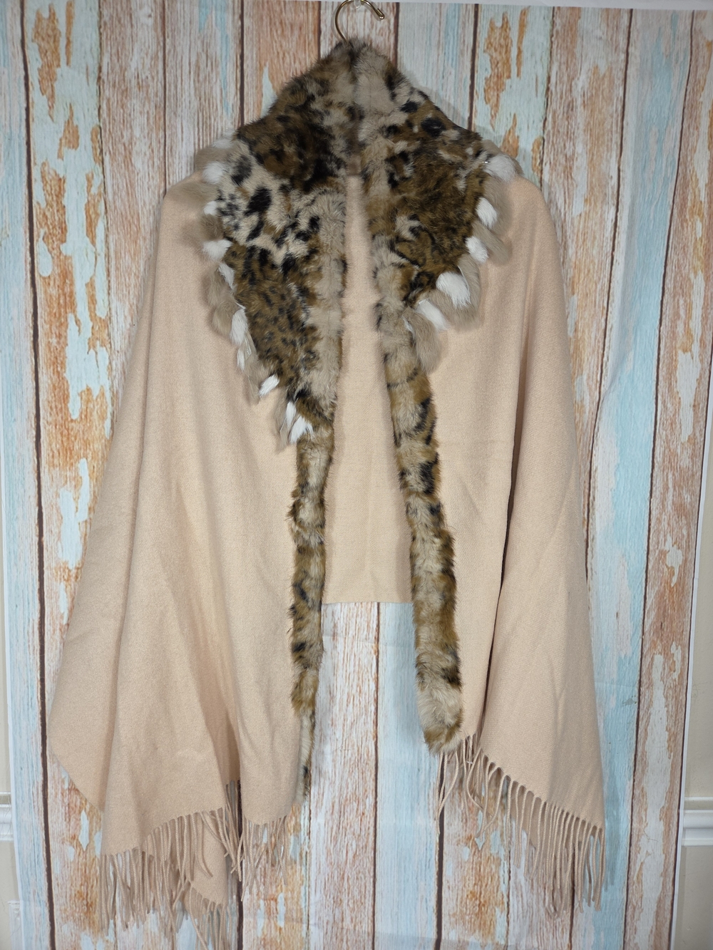Pashmina Women's Shawl/Wrap 100% Cashmere Knit Solid Beige Fringe Faux Fur